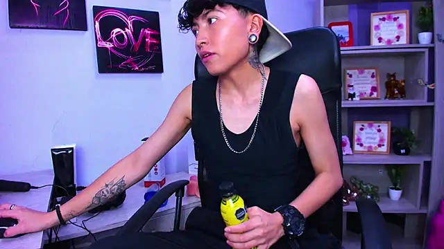 Im Mathias online show from October 29, 2025, 3:42 am