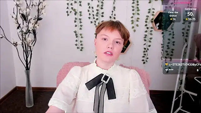 DreamyLuna online show from January 19, 2025, 3:08 am