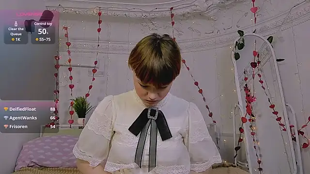 DreamyLuna online show from January 22, 2025, 3:20 am