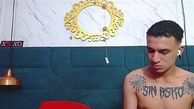 Snapshot of salome_daniel chatting on March 8, 2025, 7:53 pm salome daniel online show from March 8, 2025, 7:53 pm