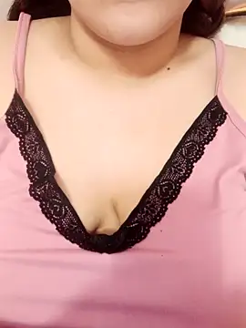 Hotoufia38 online show from January 27, 2025, 6:09 pm