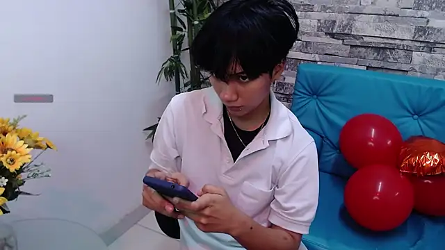 Eriol  online show from February 6, 2025, 9:17 pm