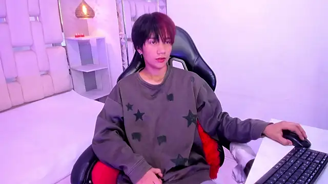 Eriol  online show from September 17, 2025, 11:56 am