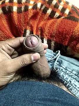 hunter boy online show from December 22, 2025, 4:59 pm