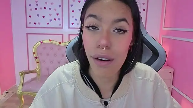 stephania t online show from October 2, 2025, 11:39 am