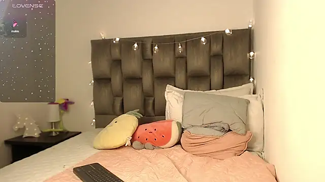 Snapshot of julz_03 chatting on January 8, 2025, 4:00 pm julz 03 online show from January 8, 2025, 4:00 pm