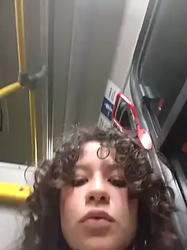 Snapshot of julz_03 chatting on February 20, 2025, 10:04 pm julz 03 online show from February 20, 2025, 10:04 pm