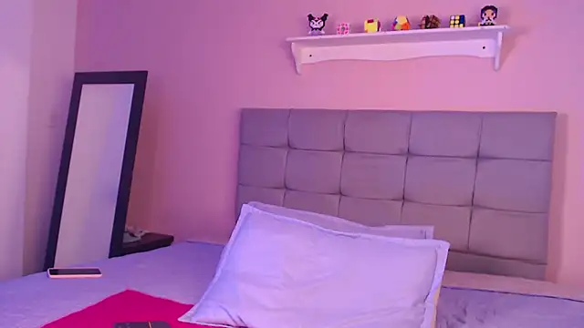 Snapshot of julz_03 chatting on February 8, 2026, 4:49 am julz 03 online show from February 8, 2026, 4:49 am