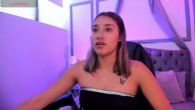  Sophie  miller online show from March 31, 2026, 3:23 pm