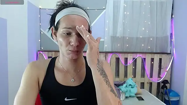 Michellcockxxx online show from February 6, 2025, 11:54 am