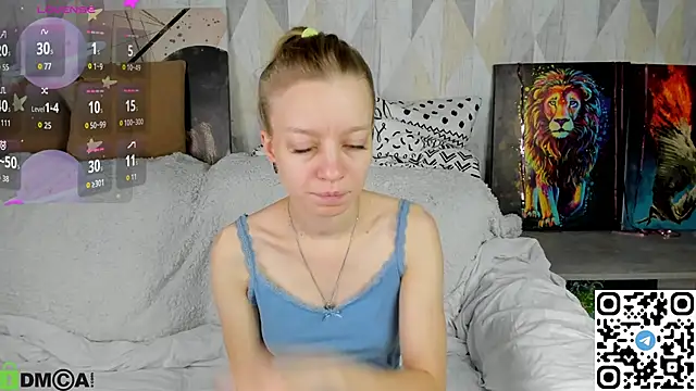 Snapshot of Michelle_Blond chatting on October 13, 2025, 8:03 am Michelle Blond online show from October 13, 2025, 8:03 am