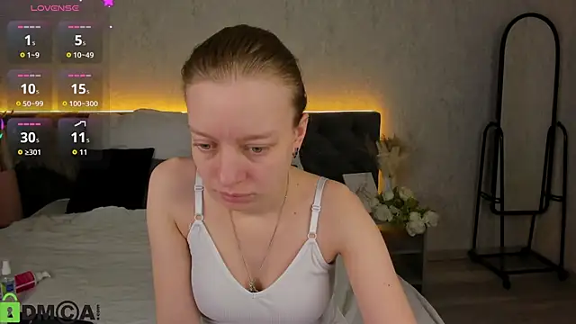 Michelle Blond online show from February 11, 2026, 9:36 am