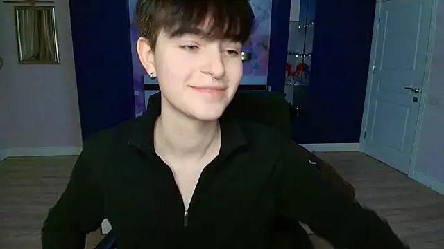 Snapshot of EmiliaYours chatting on January 6, 2025, 3:51 pm EmiliaYours online show from January 6, 2025, 3:51 pm