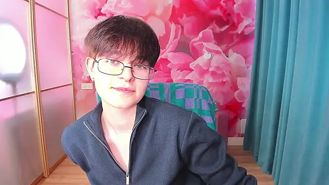 Snapshot of EmiliaYours chatting on January 26, 2025, 12:54 pm EmiliaYours online show from January 26, 2025, 12:54 pm