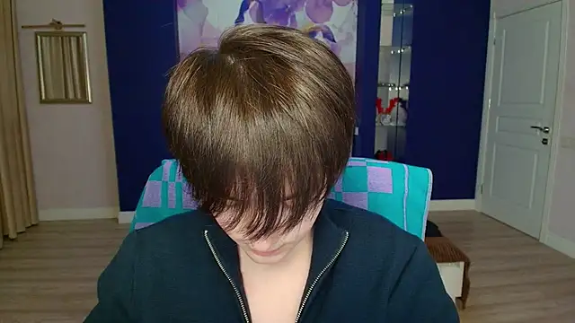 Snapshot of EmiliaYours chatting on February 4, 2025, 3:47 pm EmiliaYours online show from February 4, 2025, 3:47 pm