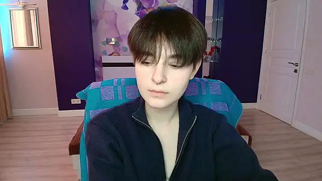 Snapshot of EmiliaYours chatting on February 10, 2025, 1:22 pm EmiliaYours online show from February 10, 2025, 1:22 pm