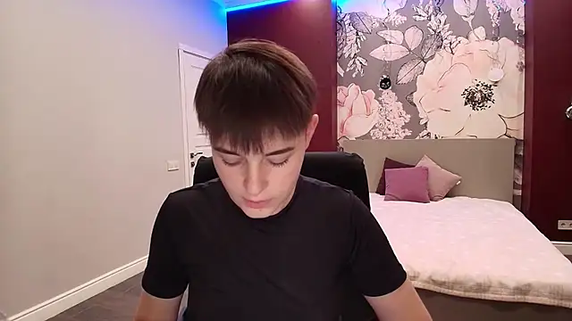 Snapshot of EmiliaYours chatting on September 26, 2025, 3:16 pm EmiliaYours online show from September 26, 2025, 3:16 pm