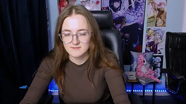 luna berryy online show from December 10, 2024, 1:22 am