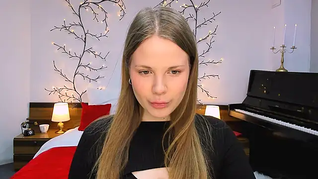 holy kitty online show from January 30, 2025, 9:15 am