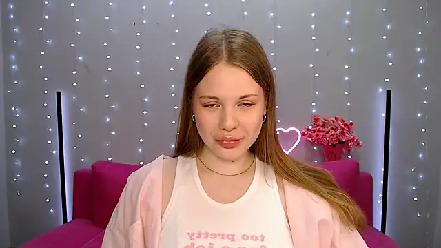 holy kitty online show from March 6, 2025, 6:19 am