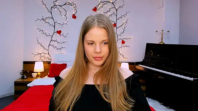 holy kitty online show from March 7, 2025, 10:02 am