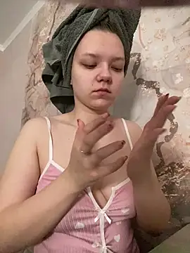 JennyPortman online show from February 3, 2025, 4:04 am