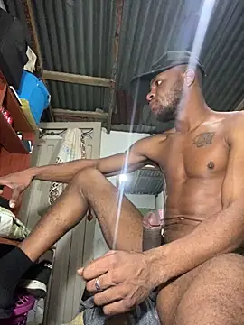 ElNegroRony online show from December 17, 2025, 8:59 pm