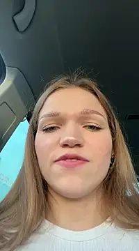 KitteCat online show from December 20, 2024, 11:32 am