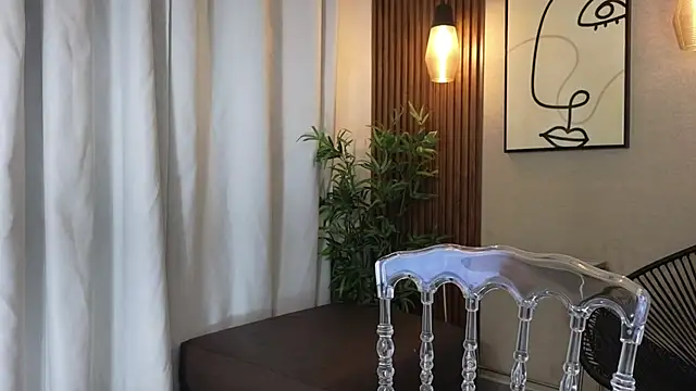 Sharlotte Milk online show from October 3, 2025, 11:07 am