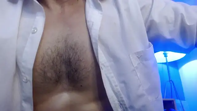 Snapshot of Sr_Magnus_ chatting on March 21, 2025, 7:11 am Sr Magnus online show from March 21, 2025, 7:11 am