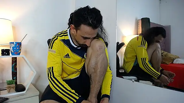 Snapshot of Sr_Magnus_ chatting on September 26, 2025, 6:17 am Sr Magnus online show from September 26, 2025, 6:17 am