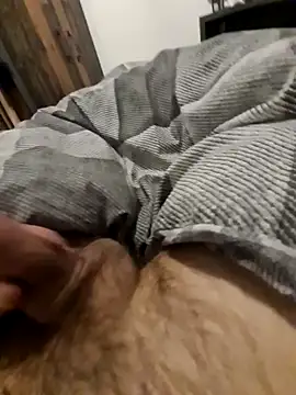 Snapshot of NiceBone000 chatting on December 6, 2024, 5:22 pm NiceBone000 online show from December 6, 2024, 5:22 pm