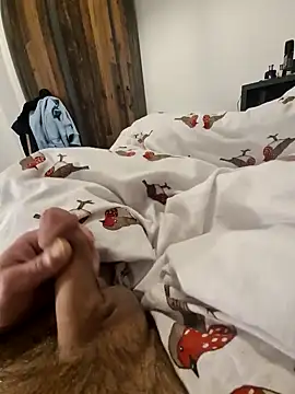 Snapshot of NiceBone000 chatting on January 3, 2025, 10:08 pm NiceBone000 online show from January 3, 2025, 10:08 pm