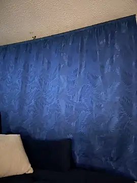 ariiel  online show from December 29, 2024, 4:27 am