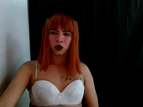 Snapshot of estefania224 chatting on January 10, 2025, 3:18 am estefania224 online show from January 10, 2025, 3:18 am