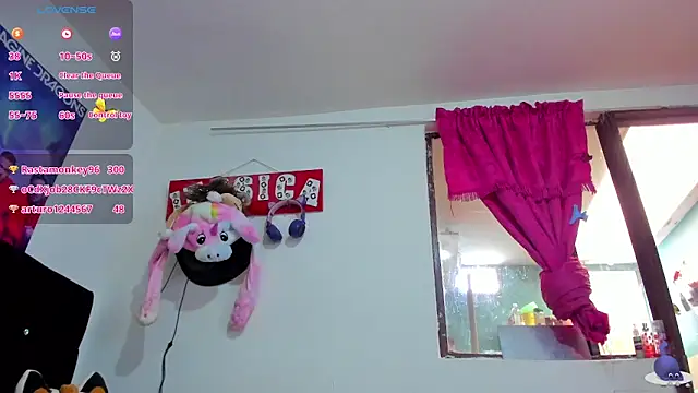 Snapshot of Lucyy-hess chatting on December 26, 2024, 6:33 pm Lucyy-hess online show from December 26, 2024, 6:33 pm