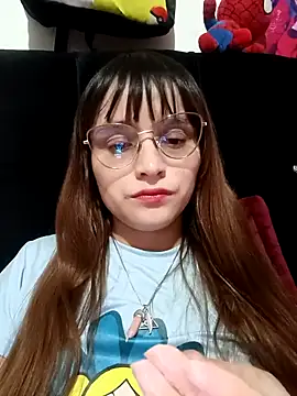 Snapshot of Lucyy-hess chatting on January 12, 2025, 2:03 am Lucyy-hess online show from January 12, 2025, 2:03 am