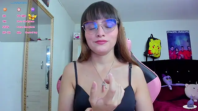 Snapshot of Lucyy-hess chatting on February 26, 2025, 10:20 pm Lucyy-hess online show from February 26, 2025, 10:20 pm