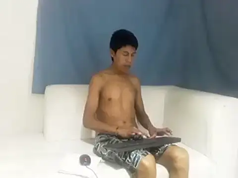 dani07- online show from February 1, 2025, 2:05 am