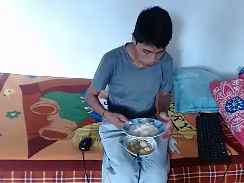 dani07- online show from March 14, 2025, 8:38 pm