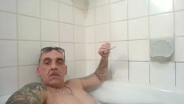 Snapshot of CandiedPompano chatting on October 14, 2025, 3:07 am CandiedPompano online show from October 14, 2025, 3:07 am