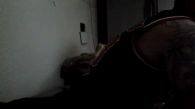 Snapshot of CandiedPompano chatting on October 19, 2025, 2:12 am CandiedPompano online show from October 19, 2025, 2:12 am