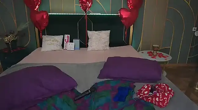 Snapshot of VeronikaVel chatting on February 28, 2025, 1:58 am VeronikaVel online show from February 28, 2025, 1:58 am