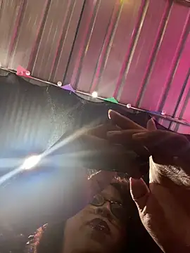 zahrivk1 online show from December 10, 2024, 3:41 am