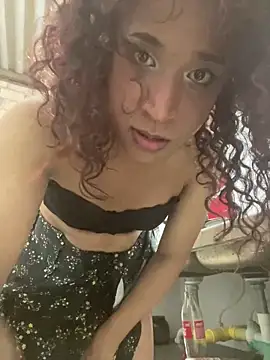 zahrivk1 online show from December 10, 2024, 7:26 am