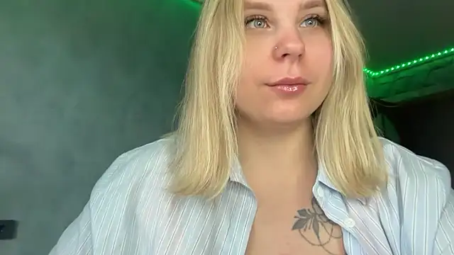 Thalia  Star online show from November 21, 2025, 11:20 am