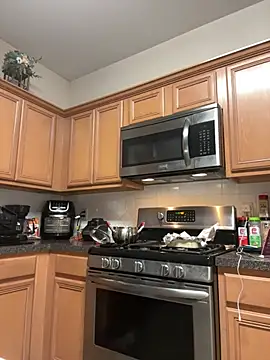 choclatepeaach online show from April 2, 2026, 3:15 am