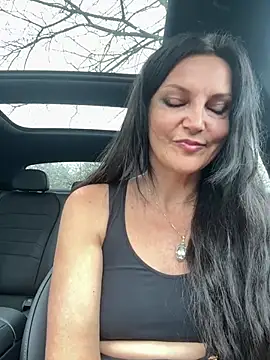 Snapshot of -OLYA- chatting on April 12, 2026, 12:43 pm -OLYA- online show from April 12, 2026, 12:43 pm