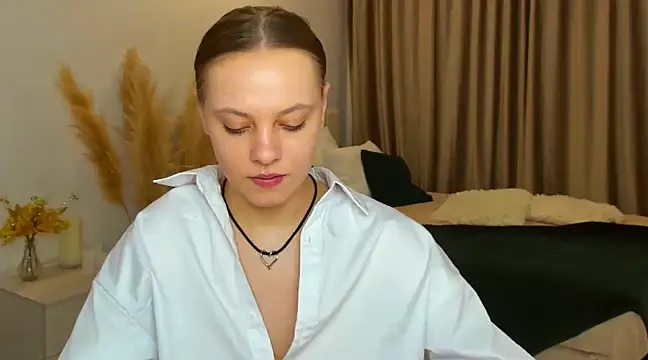 Snapshot of rora_skyline chatting on February 4, 2025, 7:22 pm rora skyline online show from February 4, 2025, 7:22 pm