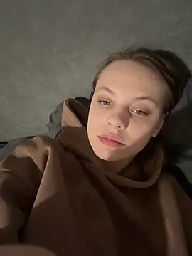 Snapshot of rora_skyline chatting on March 8, 2025, 1:50 am rora skyline online show from March 8, 2025, 1:50 am